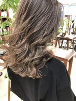 キアラ(Kchiara)&nbsp;印象的ハイライトカラー/福岡天神大名kchiara川野直人