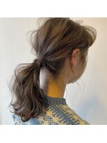 シニエ(Signet)&nbsp;ポニーアレンジ