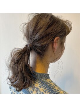 シニエ(Signet) ポニーアレンジ