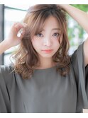 鎖骨ミディアム×ウェーブアレンジ