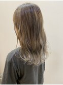 **アッシュベージュグラデーション**