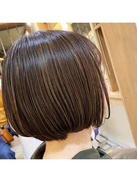 ベルアミ(belle amie) ハイライト×パツっとボブ