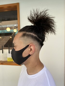 ヘアーラボ ハチ(HAIR LABO HACHI) ツイストマンバン