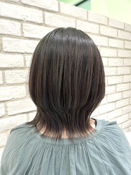 アッシュ 十日市場店(Ash) ツヤ髪 ミディアムマッシュウルフ