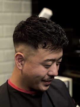 オトコデザイン(OTOKO DESIGN) ソフトクロップ スキンフェード メンズ バーバー 眉毛