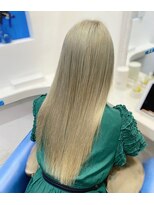 ウーロス(uros.) シルバーベージュ