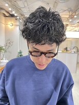ヘアー アイス ルーチェ(HAIR ICI LUCE) メンズパーマ マッシュパーマ 無造作パーマ 黒髪パーマ / 井上