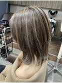 コントラストカラー