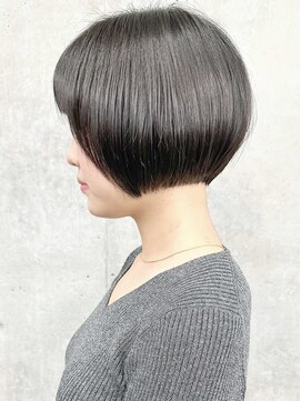 モリオ(morio) =ミニボブショートボブ丸みショートグラデーションボブ30代40代