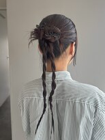 シア(sia)&nbsp;タイトツインアレンジ