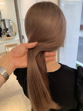 シキ 渋谷(siki) ハイトーン/ブリーチ/レイヤーカット/シアーカラー/渋谷/原宿