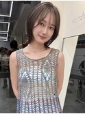 柔らかオリーブベージュ