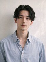 キビト(kibito)&nbsp;センター分けショートパーマ