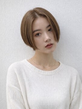 エアー 青山(AIR) 前髪あり耳掛け丸みくびれショートボブ20代30代40代50代