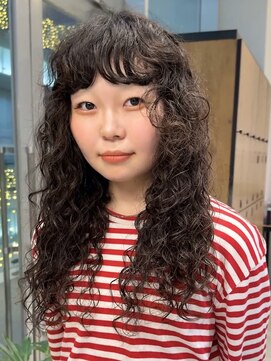 ジュリエッタ(giulietta) ロングスパイラルパーマ ピンパーマ カーリーパーマ