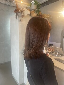 リノ(F’lino) 外ハネミディアムレイヤー