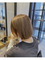 ニーイチイチ(211)&nbsp;ボブ/デザインカラー