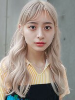 プネル(punel)&nbsp;原宿 ブロンド ホワイトベージュ ケアブリーチ2回 ハイトーン