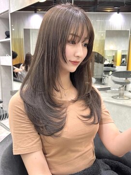 シティ(CITY) ワンカールレイヤースタイル　グレージュカラー