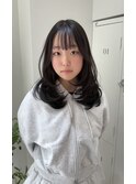 ［アゴ下/ミディアムレイヤーカット］