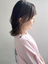 エル セルカ 高田馬場(el CERCA)&nbsp;ミルクティーイヤリングカラー×切りっぱなし外ハネスタイル