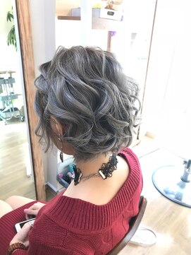 ロカット サロン(Roquat Salon) ワンレンボブハイトーンアレンジ【ヘアアレンジ　立川/立川南】