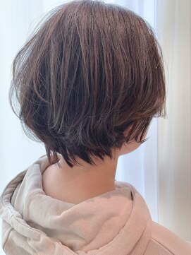 ウニコ(unico.) 【unico.】色気ショート・後ろ姿きれい・丸みショート