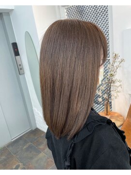 イコ 表参道原宿(ico) くすみベージュ