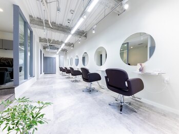 脱白髪染め特化サロンGBG 自由が丘【ジービージー】