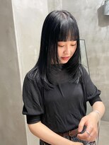 テトヘアー(teto hair)&nbsp;ブルーブラック　黒髪　レイヤースタイル　ミディアムレイヤー