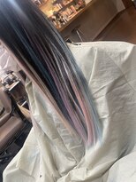 ディー エメ(D-aimer-)&nbsp;ペールトーンでミックスしたデザインカラーのエクステ