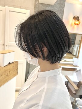 ウツギ(UTSUGI) 伸ばしかけの方にもおすすめ！大人ショートボブ☆
