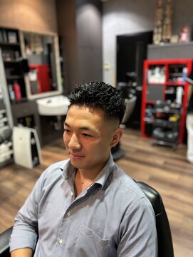 グロウヘアワークス(grow hair works) スキンフェード×オールバック