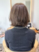 セイドット リー(Say. Ree)&nbsp;Say.ミディアムデジタルパーマホワイトグレージュミニウルフ青山