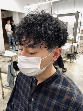 ザデイ カットアンドカルチャーショップ(THE DAY CUT&CULTURE SHOP) 無造作ショート