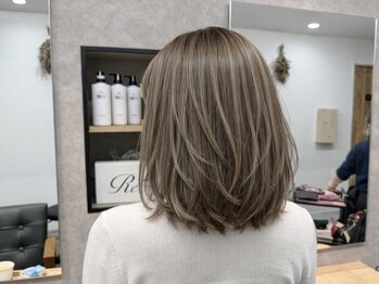 リベストバイジェービー 稲毛(li best. byjb)の写真/大人世代のカラーデザイン"白髪ぼかし・白髪を活かすハイライト"伸びても目立たない自然な風合いを。