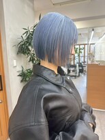 リアン(Lien) ハイブリーチ/ブルーグレー/切りっぱなしボブ