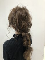 ルナアトリエ(runa atelier) ヘアピンなしの編み下ろしスタイル