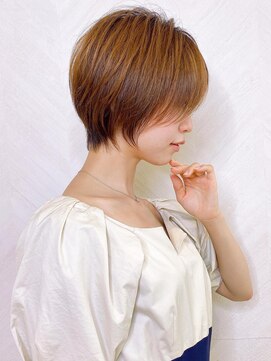 ロンド ストラーダ 心斎橋(Lond strada) ショート×ハイライト白髪ぼかし×愛され似合わせカット[心斎橋]