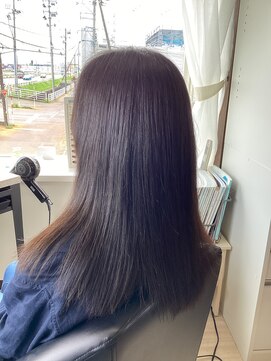 コアフィールフィス(COIFFURE fils) 新規お得クーポンあり【見附　今町】黒髪ストレートヘア
