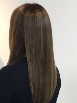 アティック(attic) ミディアム/ロング/ボブ/髪質改善/縮毛矯正/美髪/トリートメント