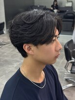 ジーニー 千葉(GENiE)&nbsp;ウルフ/センターパート/カルマパーマ/ニュアンスパーマ/古荘竜生