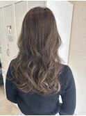 シークレットハイライトで白髪ぼかし×赤味無し透明感カラー