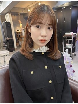 伸ばしかけでも可愛い！セミロングレイヤー