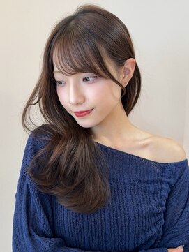 レジナヴィータ 栄(Reginavita) オリーブグレージュカラー 透明感カラー 艶髪 顔周りカット