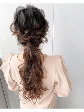 ヘアスタジオニコ(hair studio nico...) パーティーローポニーテール