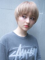 ルティア 池袋(Lutia) マニッシュショート ホワイトベージュ