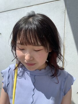 ハナ ビューティーヘアー(hana.) チラ見せインナーカラー