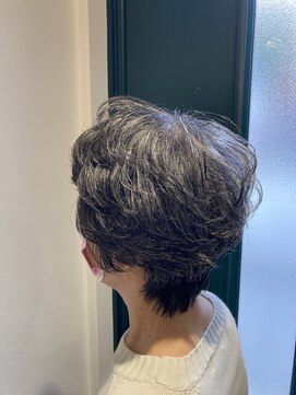 キー(KEY) グラデーションショート