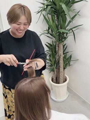 【癒しの空間】髪にも心にも優しい上質な空間で、普段言えない髪のお悩みもお気軽にご相談ください◎